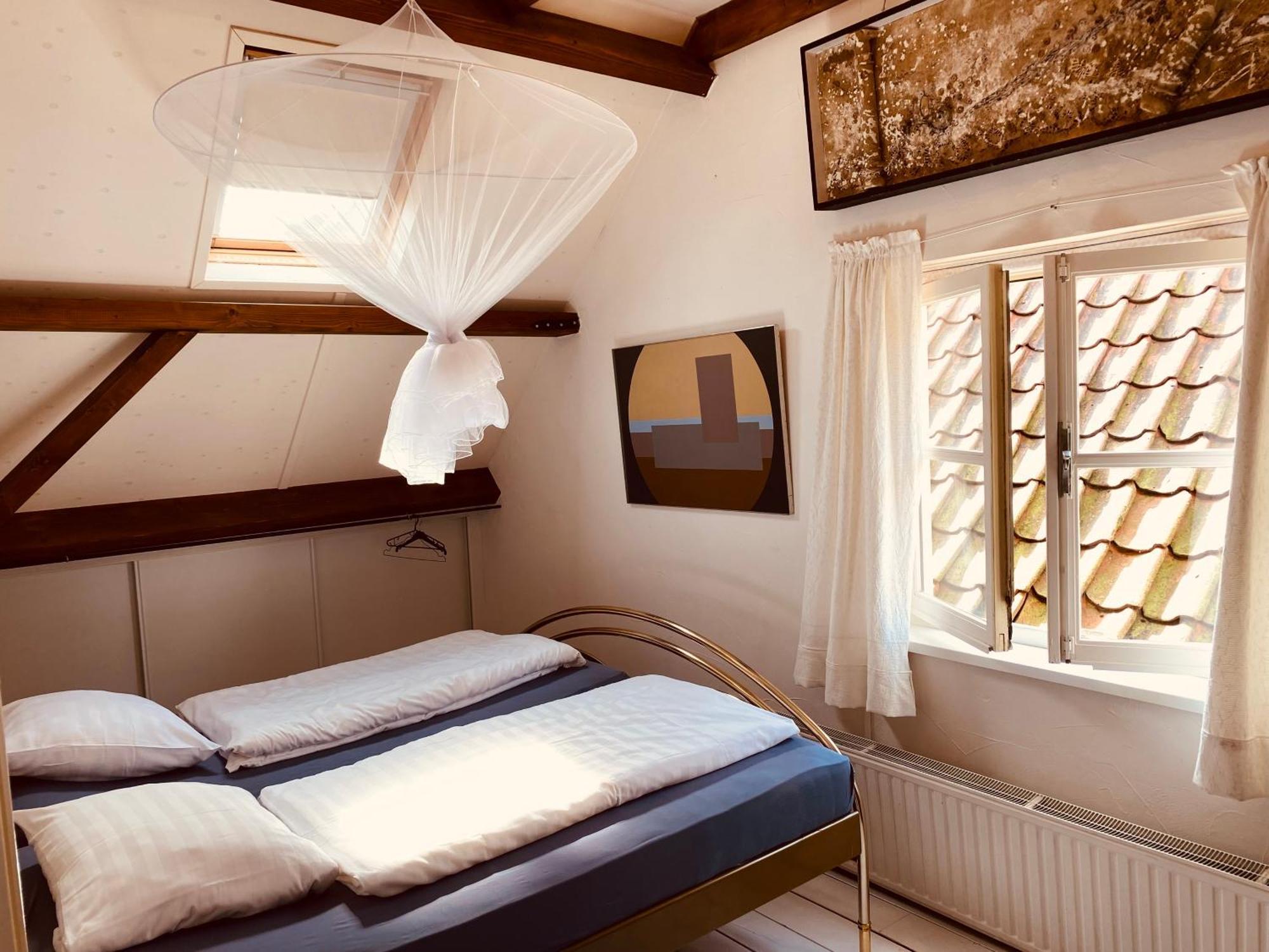 Vakantie Appartement Goedereede Let Op De Badkamer Moet Met Andere Gasten Gedeeld Worden מראה חיצוני תמונה